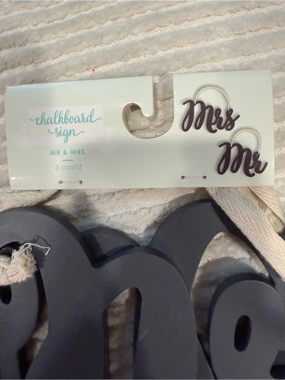 NWT Chalkboard Mr & Mrs Hanging Wedding Signs Set Black Wood Script
